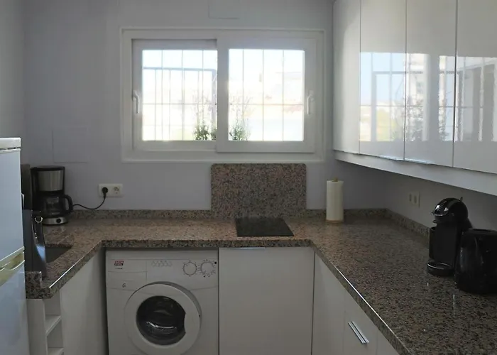 2 Bedroom Paradorares Ne Nerja