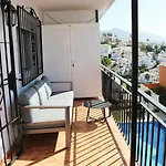 2 Bedroom Paradorares Ne Appartement *