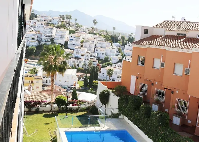 2 Bedroom Paradorares Ne Apartment