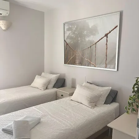2 Bedroom Paradorares Ne * Nerja