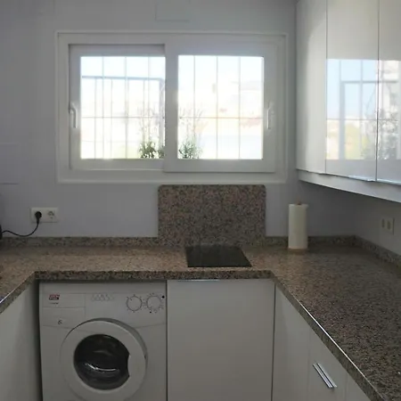 2 Bedroom Paradorares Ne Nerja